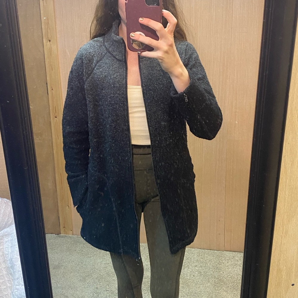 Akini Wool Black/ Grey Coat